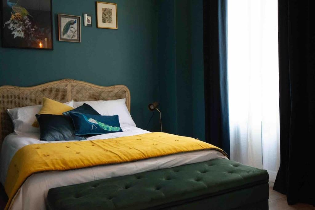 Viré Beautiful, Historic Manoir In Semi-Rural Settingヴィラ エクステリア 写真
