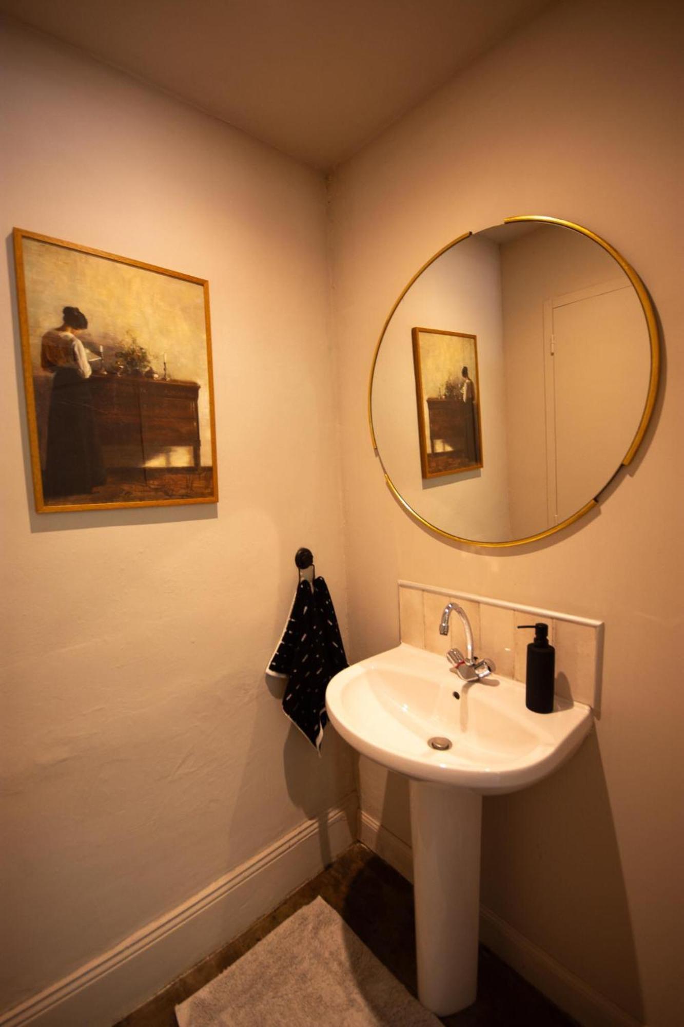 Viré Beautiful, Historic Manoir In Semi-Rural Settingヴィラ エクステリア 写真