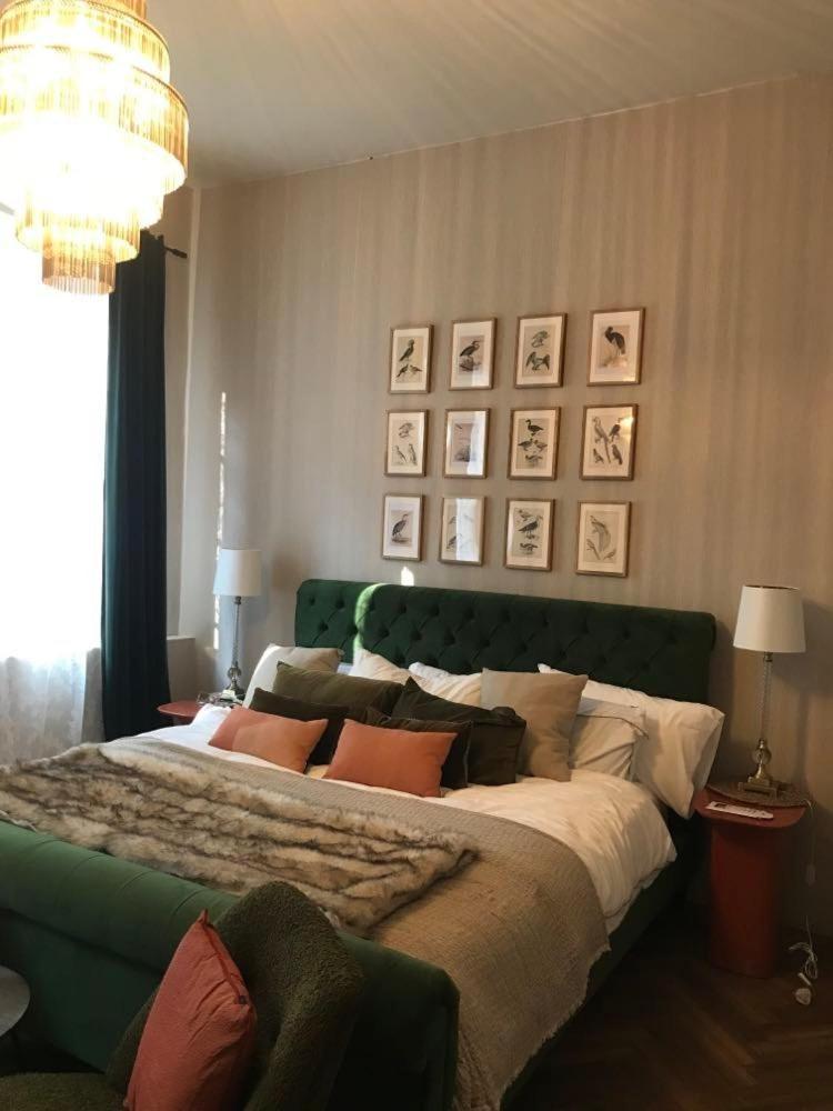 Viré Beautiful, Historic Manoir In Semi-Rural Settingヴィラ エクステリア 写真