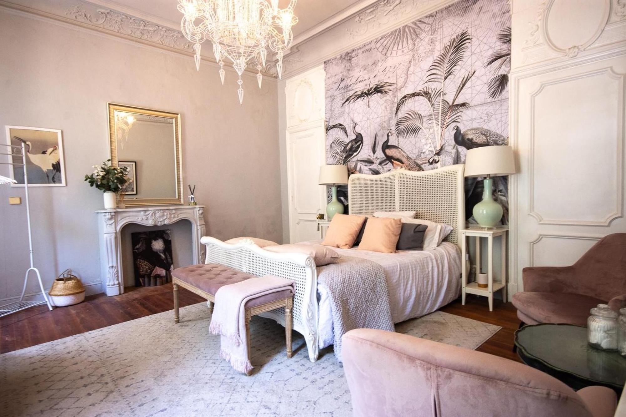 Viré Beautiful, Historic Manoir In Semi-Rural Settingヴィラ エクステリア 写真